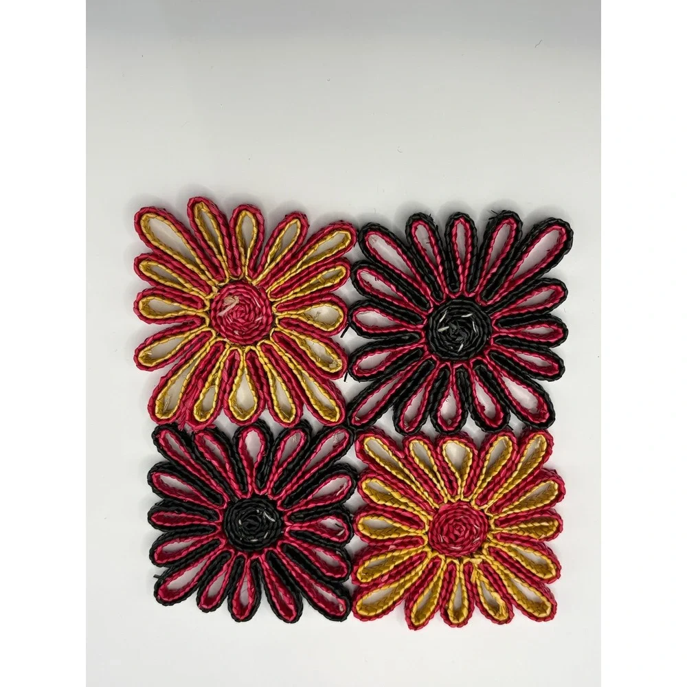 Vintage 70s‎ Straw Raffia Trivet Placemats Set of 2 Boho Flower Hot Pad Coasters